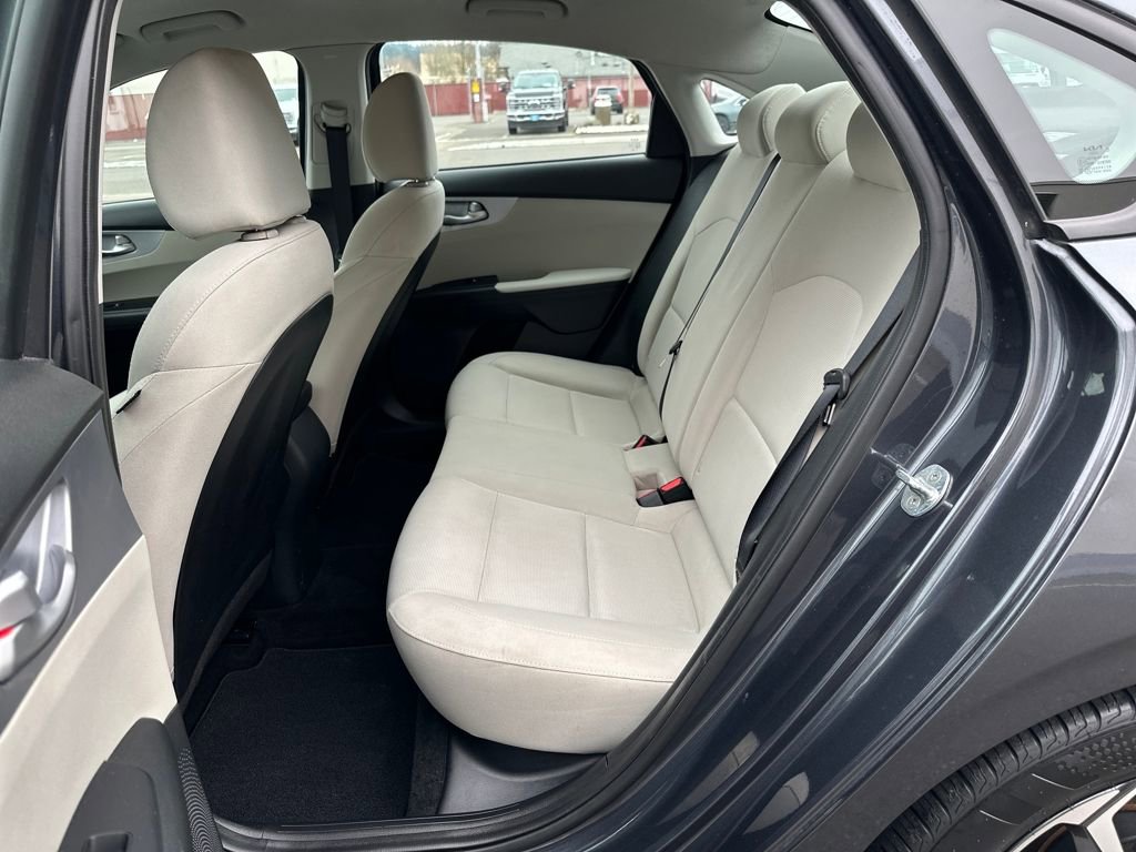 Used 2023 Kia Forte LXS image 15