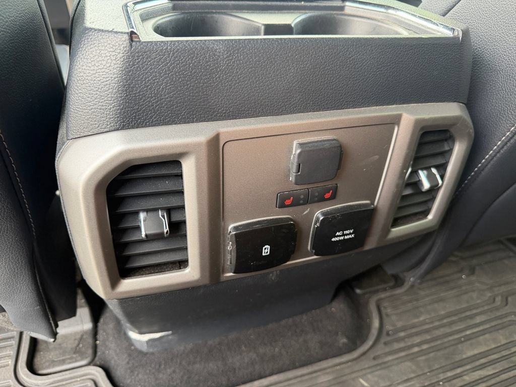 Used 2022 Ford F350 Lariat w/ Lariat Ultimate Package AWD/4WD image 33