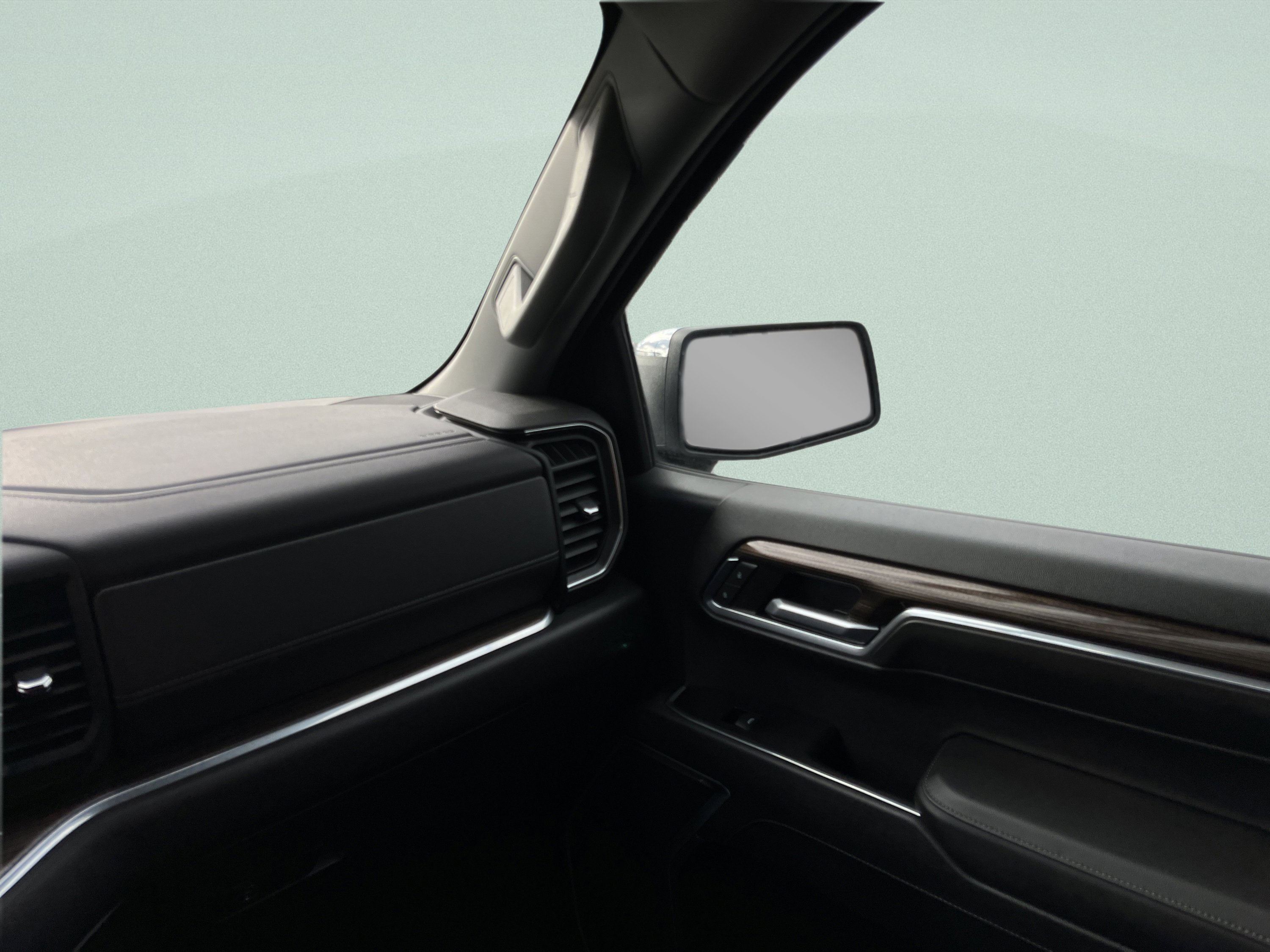 Used 2022 Chevrolet Silverado 1500 LT image 26