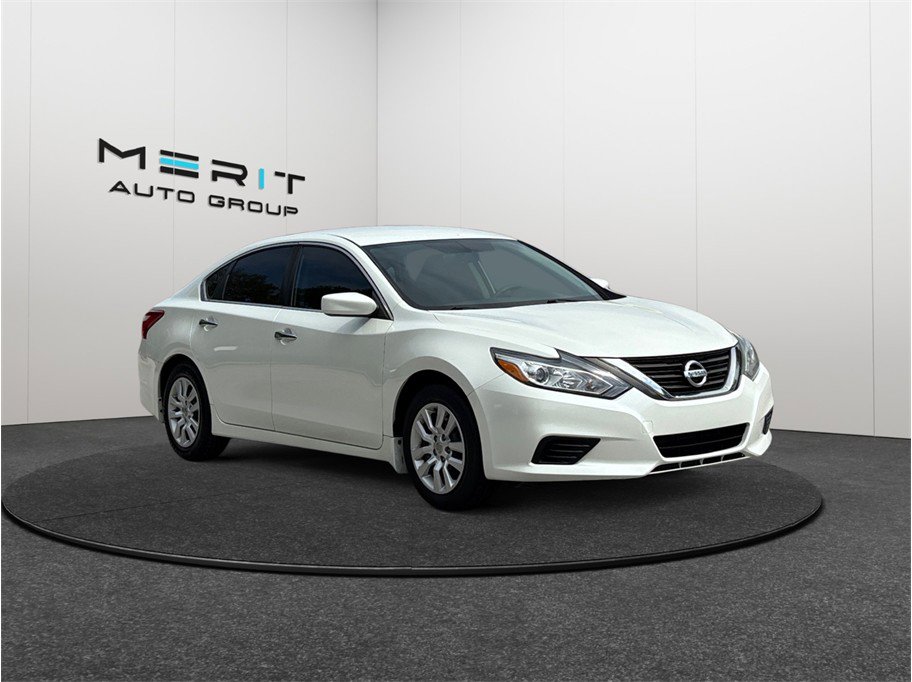 Used 2016 Nissan Altima 2.5 S w/ Power Driver Seat Package image 1