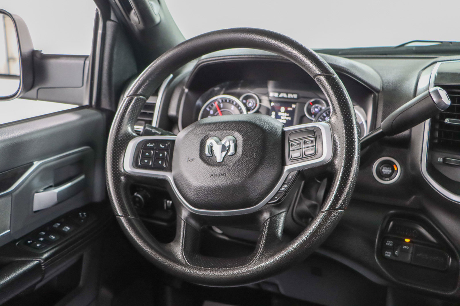 Used 2022 RAM 2500 Big Horn w/ Cold Weather Group image 12