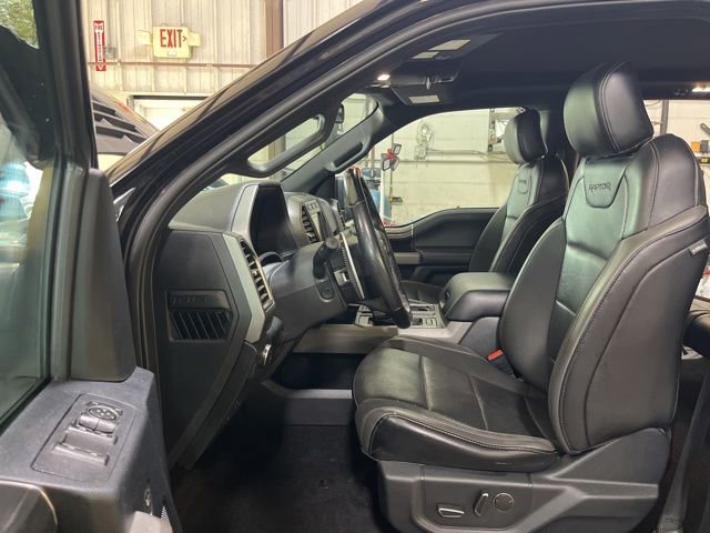 Used 2019 Ford F150 Raptor w/ Equipment Group 802A Luxury AWD/4WD image 14