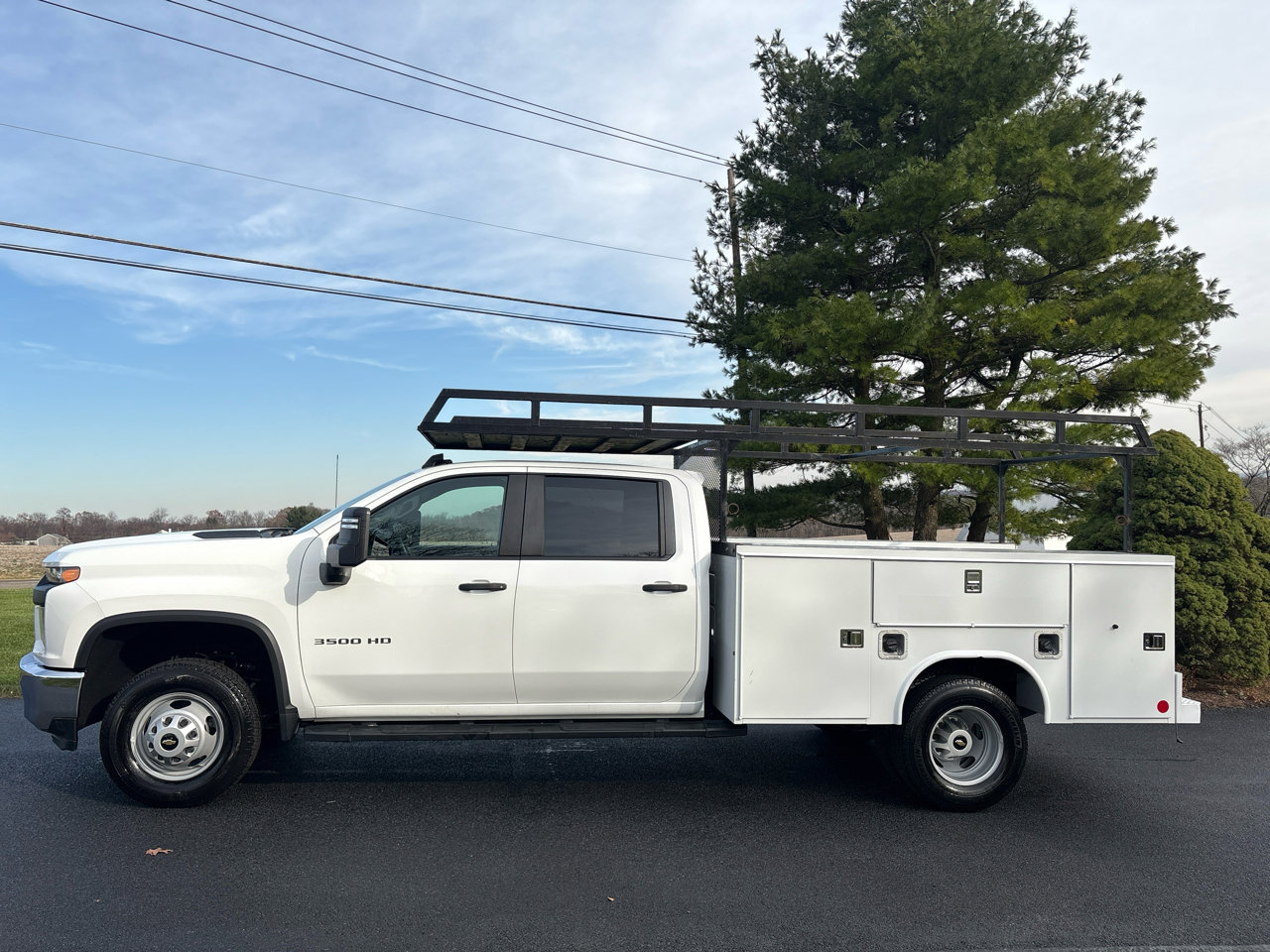 Used 2022 Chevrolet Silverado 3500 W/T w/ WT Convenience Package image 2