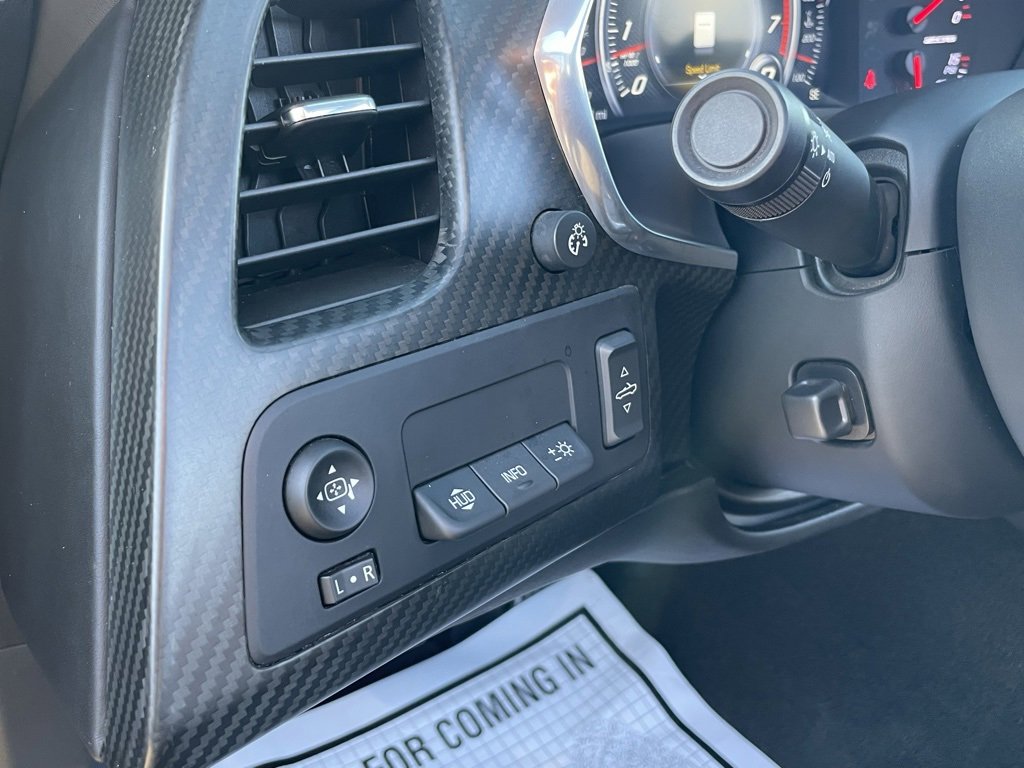 Used 2016 Chevrolet Corvette Z06 w/ 3LZ Preferred Equipment Group image 10