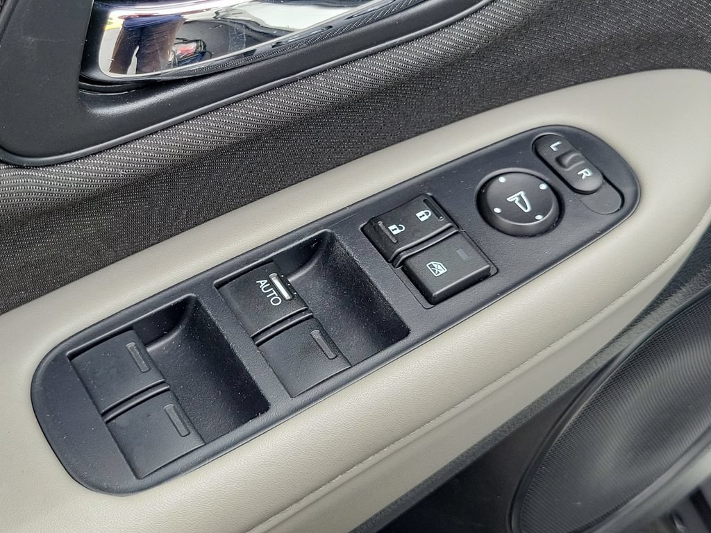 Certified 2020 Honda HR-V LX image 21