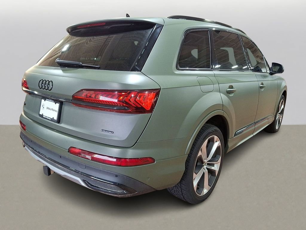 Used 2021 Audi Q7 3.0T Premium Plus w/ Premium Plus Package AWD/4WD image 4
