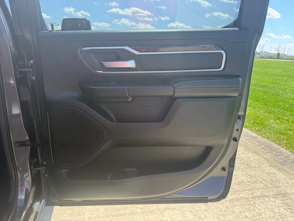 Used 2020 RAM 1500 Big Horn AWD/4WD image 16
