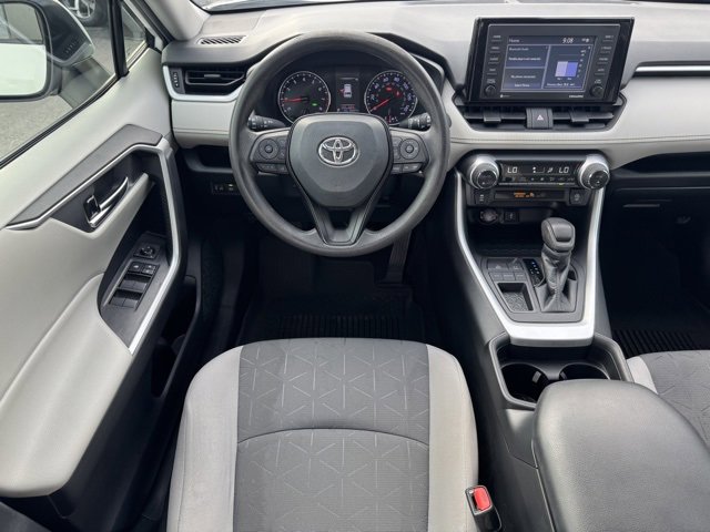 Used 2021 Toyota RAV4 XLE image 15