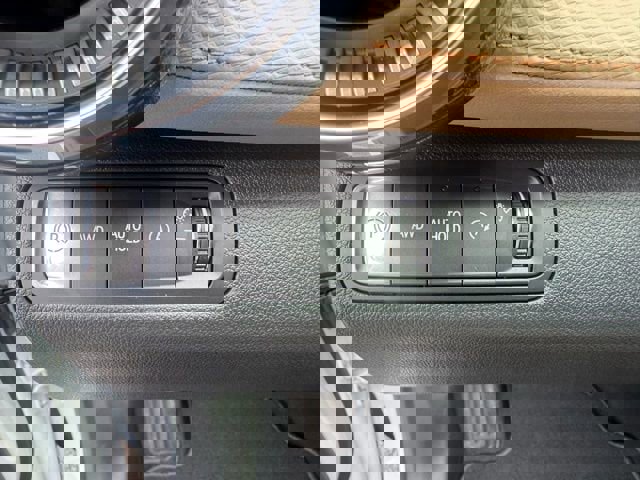 New 2026 Chevrolet Equinox ACTIV w/ Convenience Package III image 18