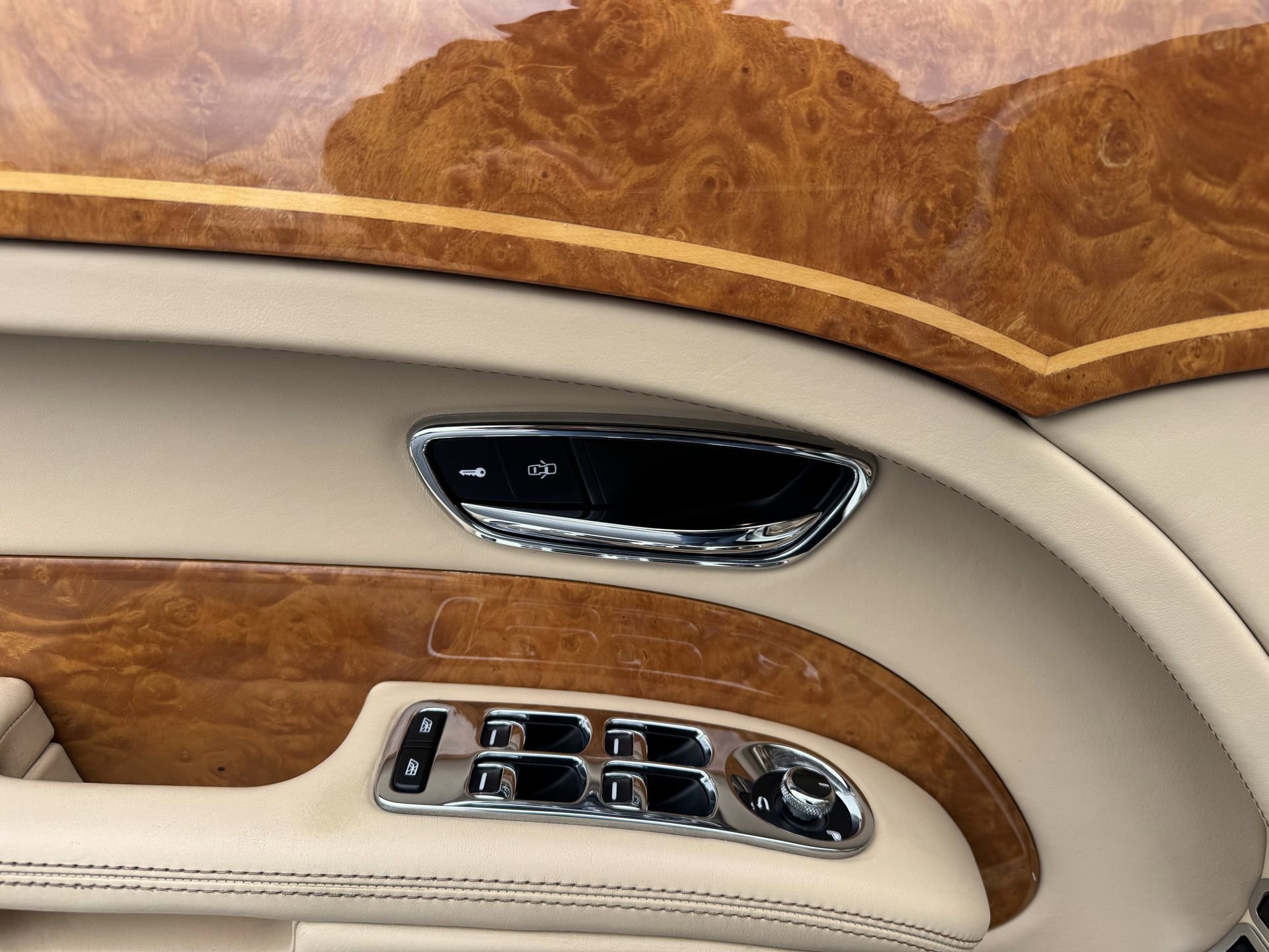 Used 2013 Bentley Mulsanne image 63