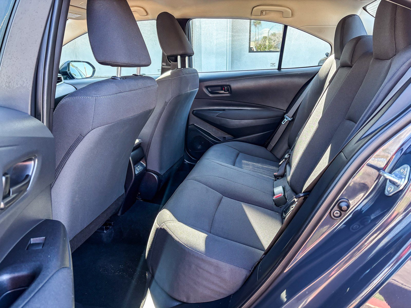 Certified 2025 Toyota Corolla LE FWD image 21