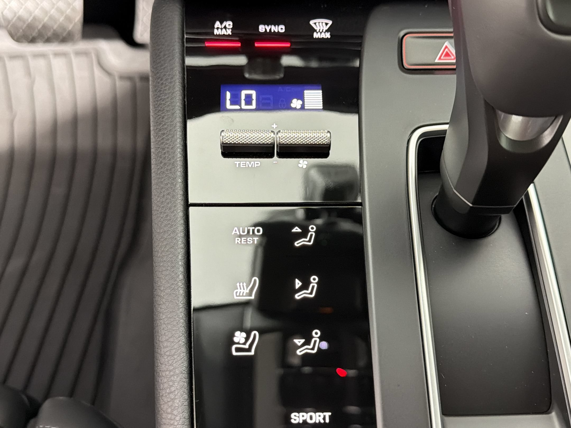 Used 2026 Porsche Macan S AWD/4WD image 19