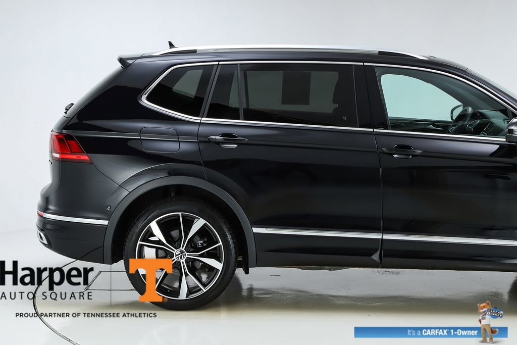 Used 2024 Volkswagen Tiguan SEL R-Line image 50