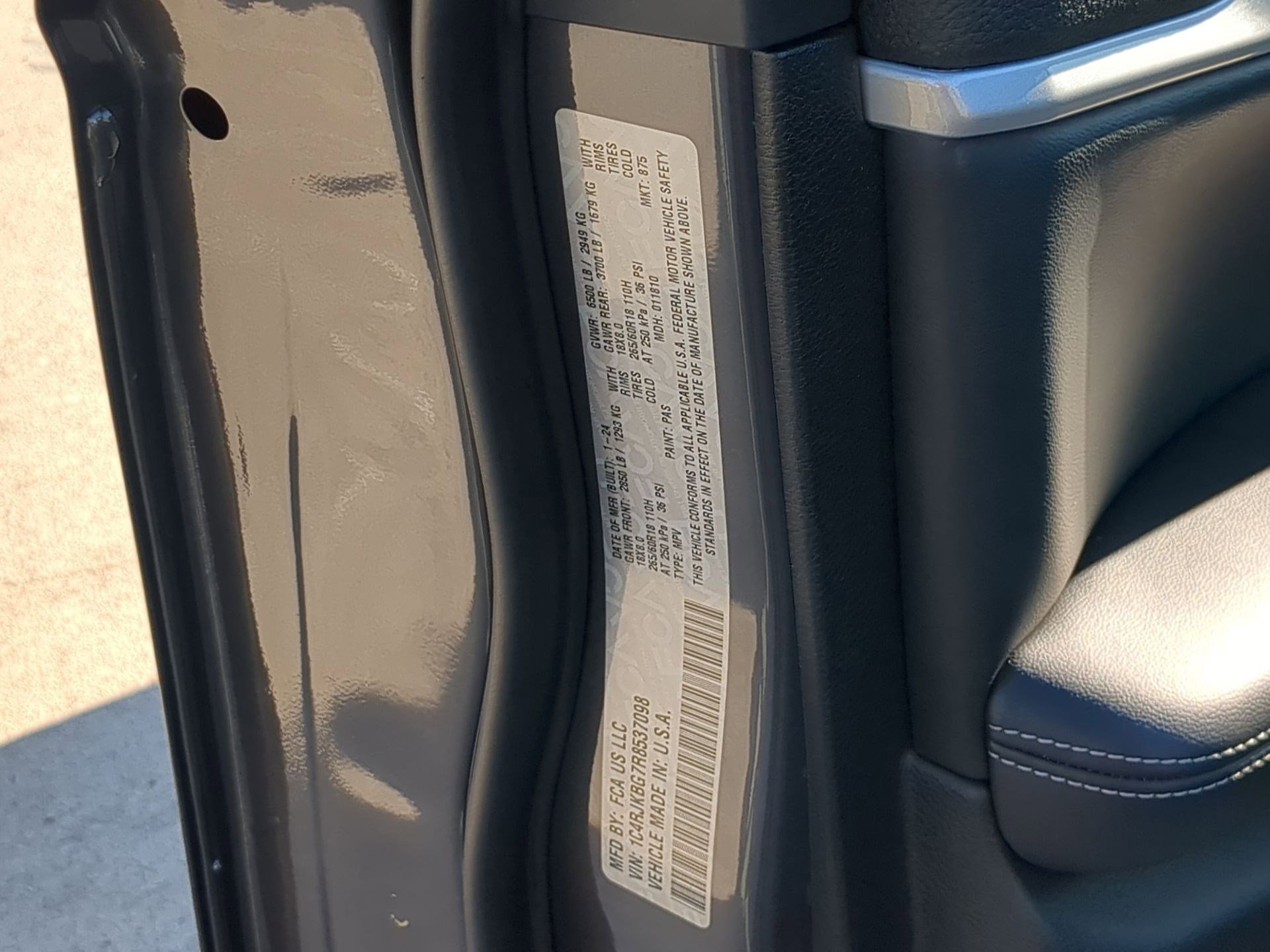 Used 2024 Jeep Grand Cherokee L Limited image 34