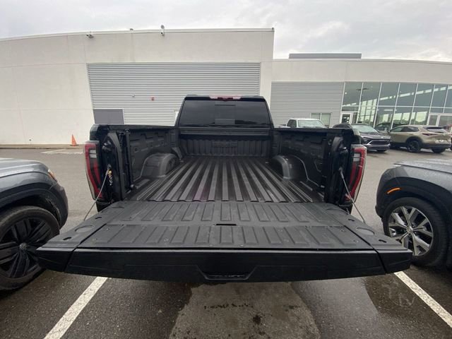 Used 2025 GMC Sierra 2500 AT4 w/ AT4 Premium Plus Package AWD/4WD image 17