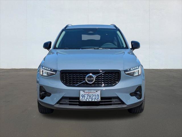 New 2026 Volvo XC90 T8 Plus w/ Protection Package Premier AWD/4WD image 8