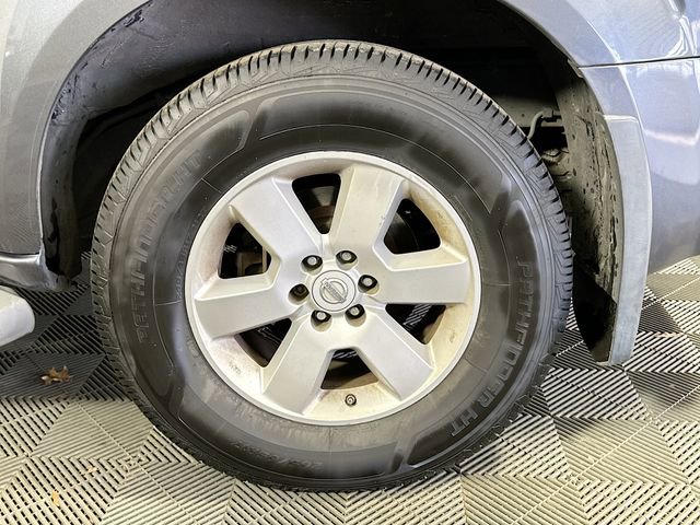 Used 2012 Nissan Pathfinder SV image 30