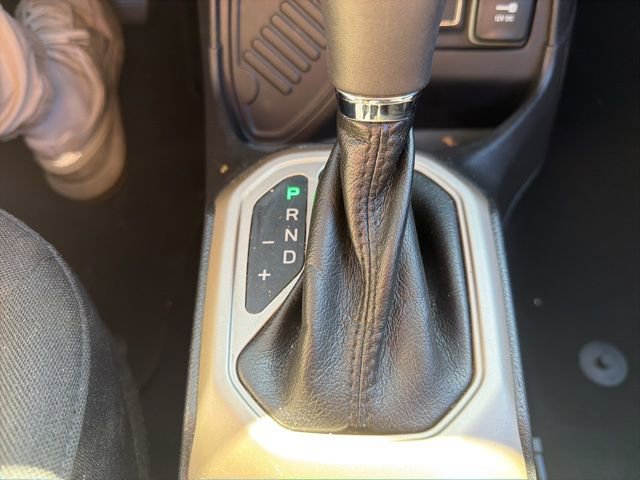 Used 2016 Jeep Renegade Latitude FWD image 26