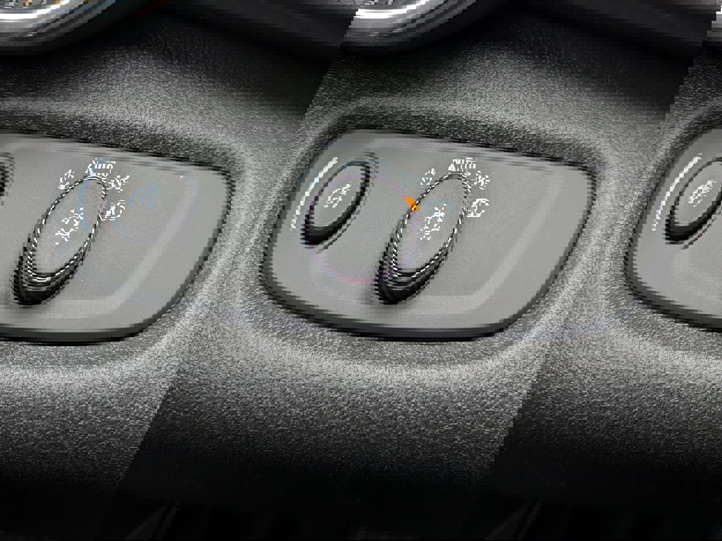 New 2026 Chevrolet Trax ACTIV image 16