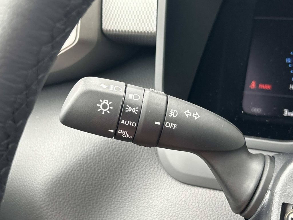 New 2026 Toyota Tundra Limited AWD/4WD image 32