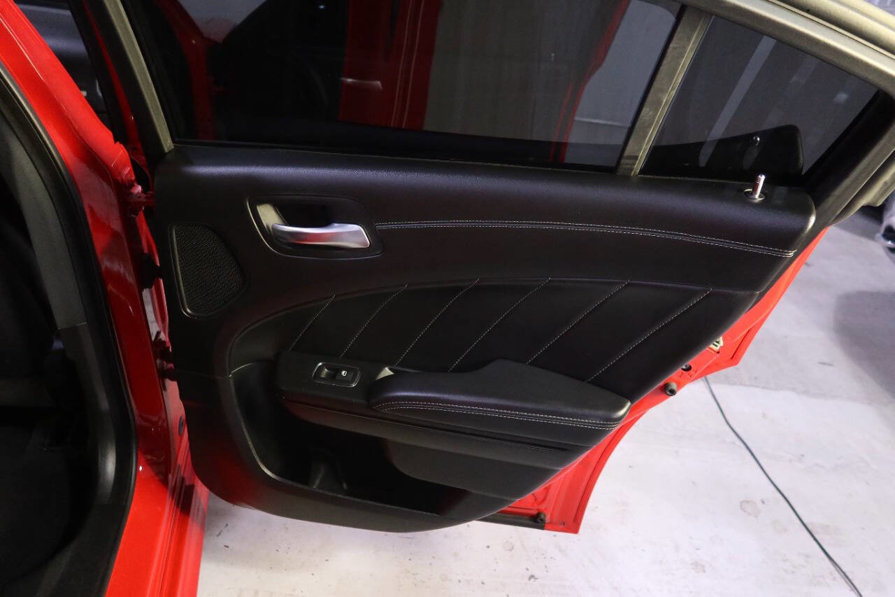 Used 2023 Dodge Charger R/T w/ Daytona Edition Group image 32