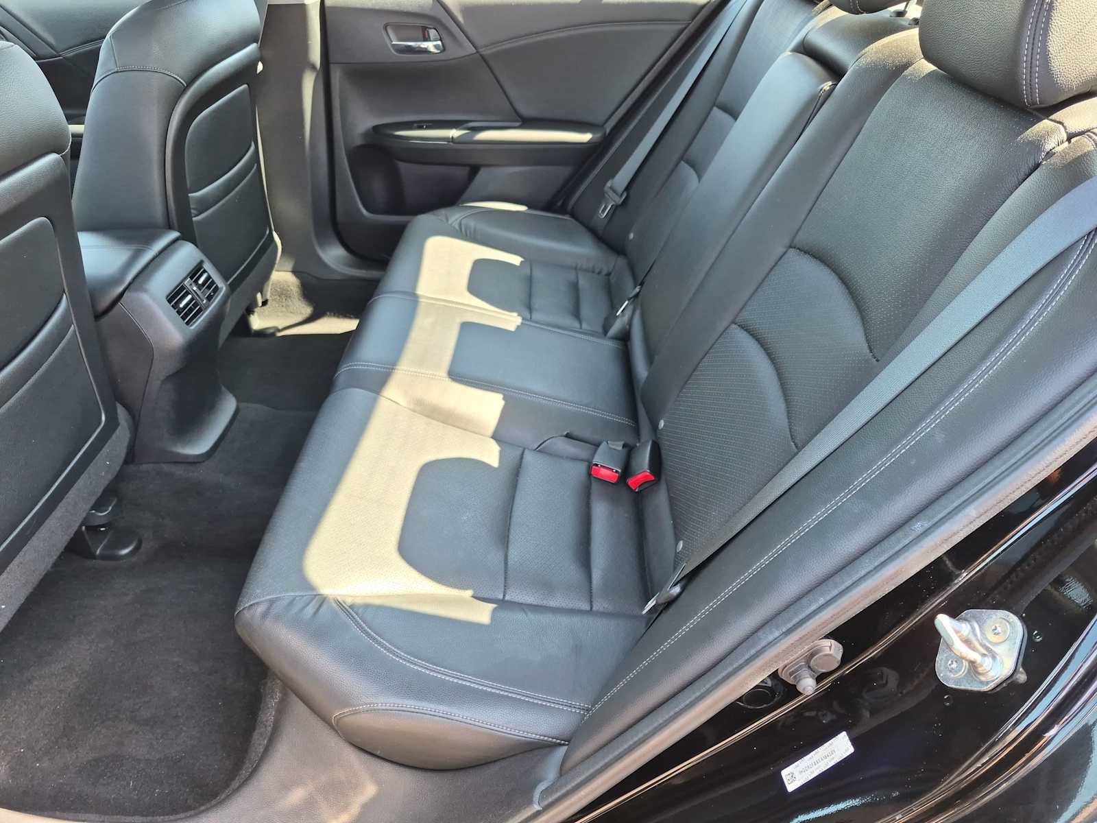 Used 2014 Honda Accord EX-L image 19