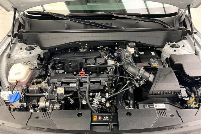 Certified 2026 Hyundai Kona SEL Premium AWD/4WD image 28