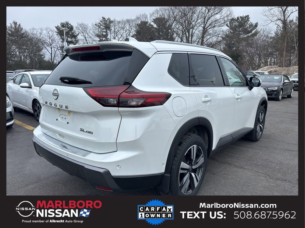 Certified 2025 Nissan Rogue SL w/ Tech Package image 7