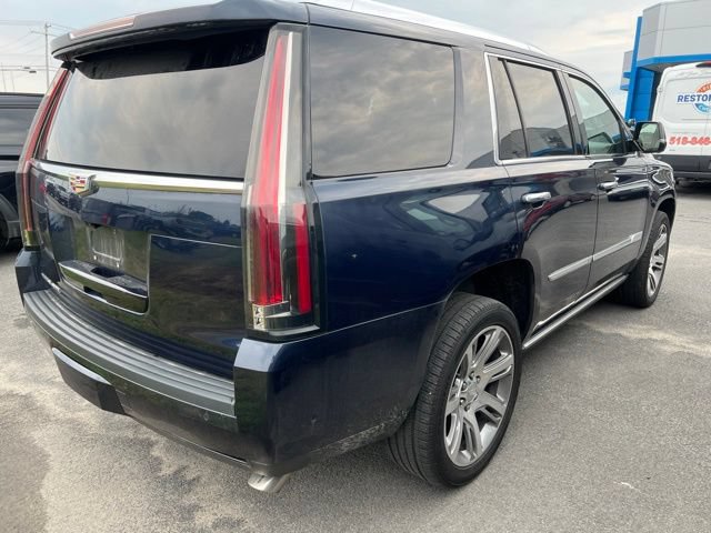 Certified 2020 Cadillac Escalade Premium Luxury AWD/4WD image 3