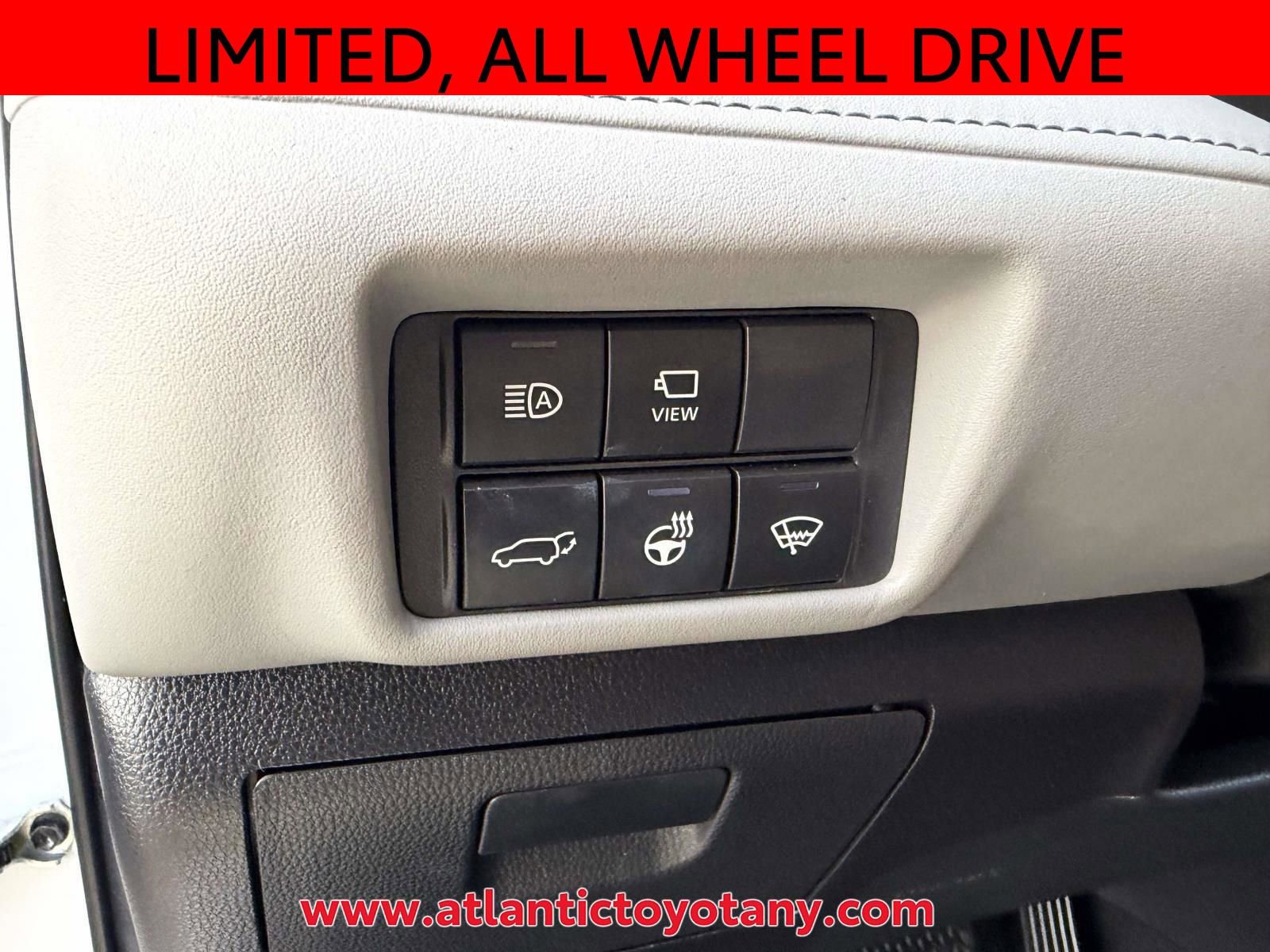 Used 2022 Toyota Highlander Limited image 26