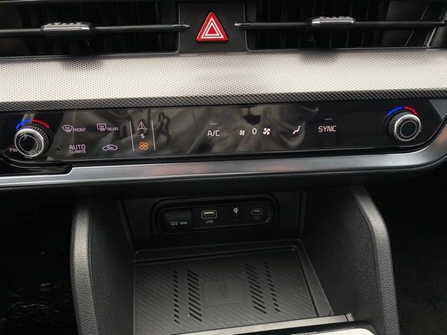 New 2025 Kia Sportage SX image 21