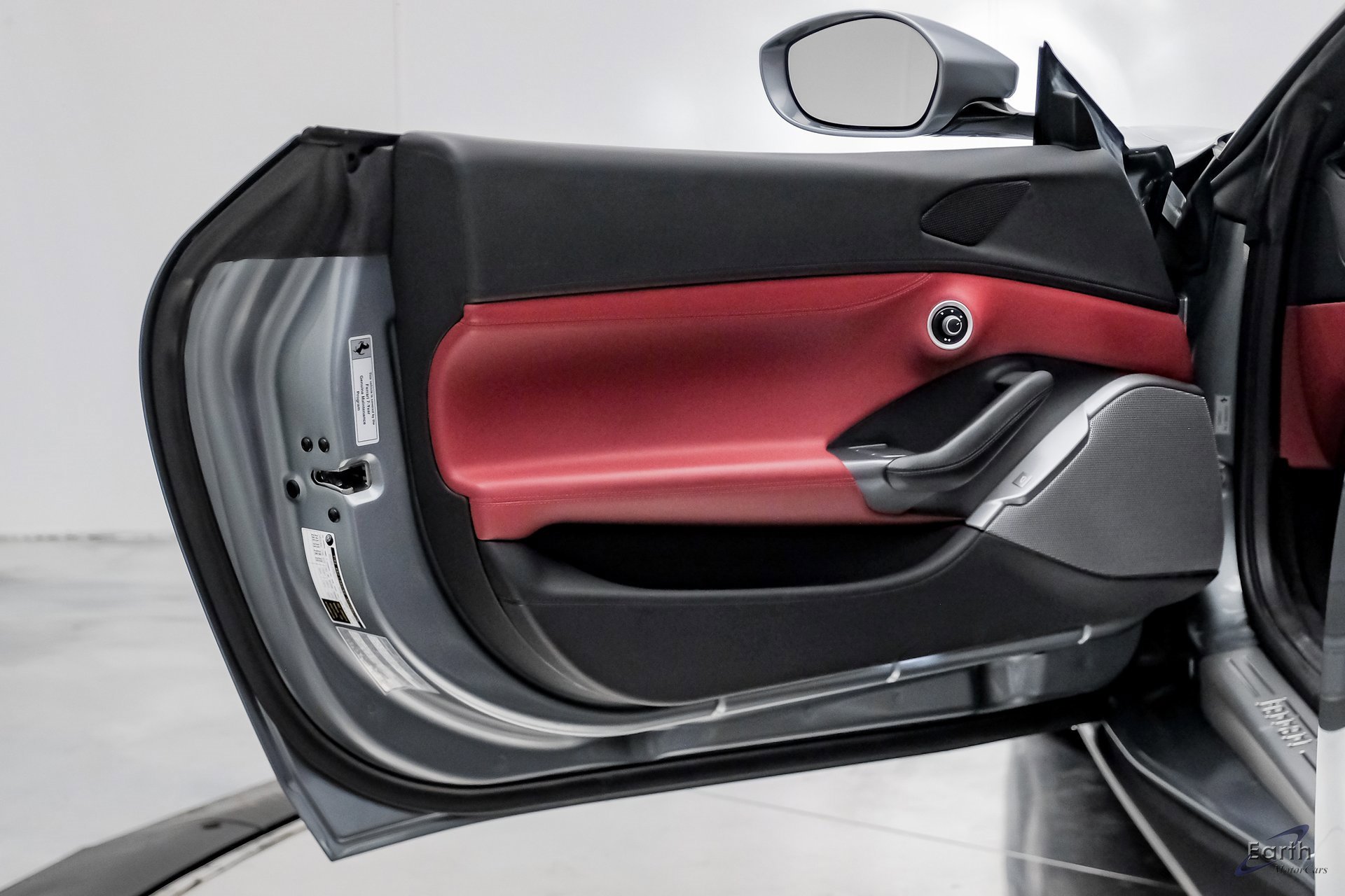 Used 2019 Ferrari Portofino image 83