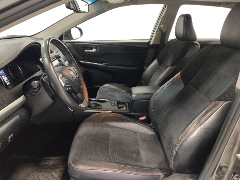 Used 2017 Toyota Camry XSE w/ Moonroof Package image 17