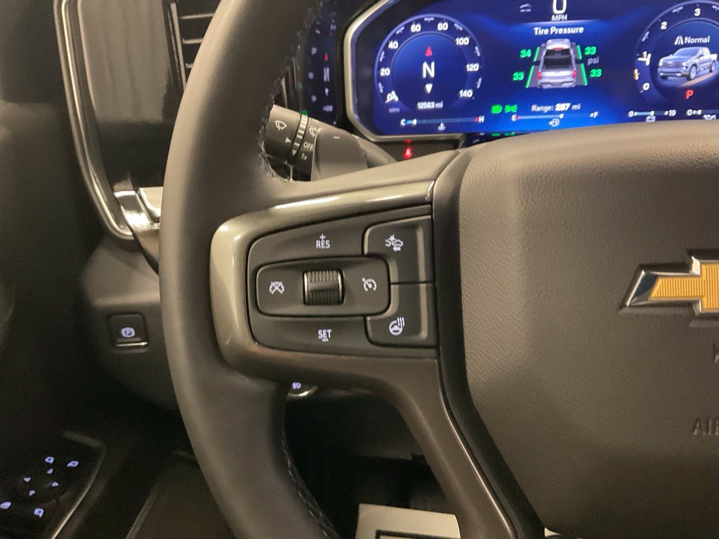 Used 2026 Chevrolet Silverado 1500 High Country w/ High Country Premium Package AWD/4WD image 19