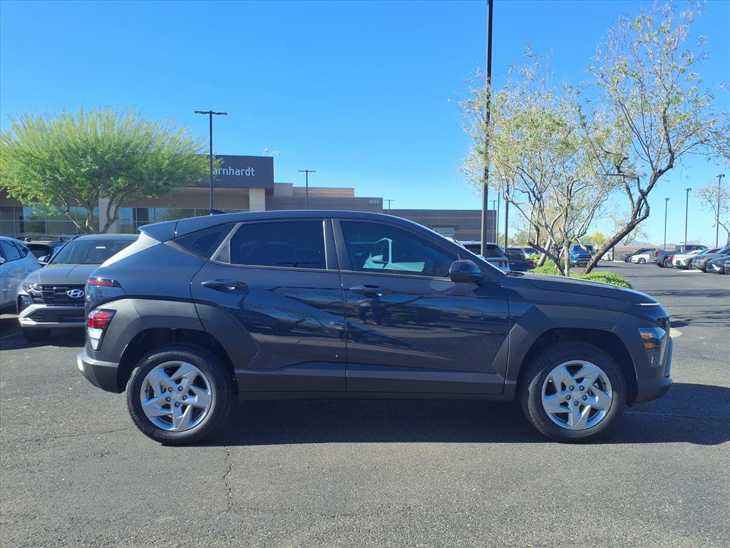 New 2026 Hyundai Kona SE image 3