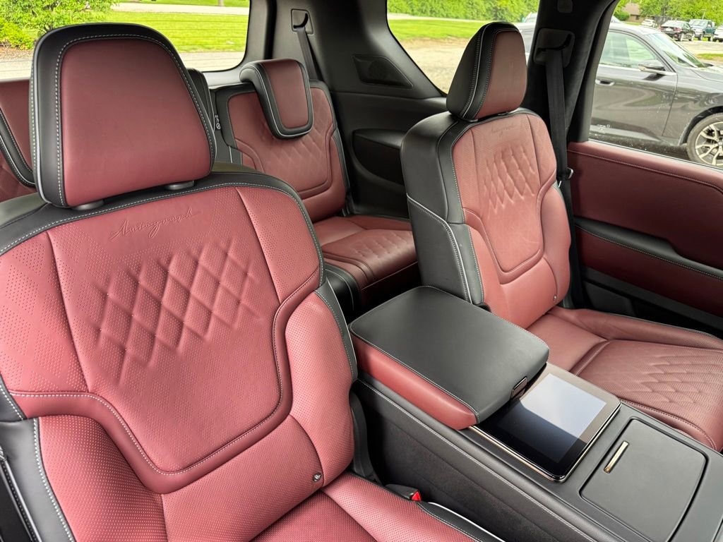 Used 2025 INFINITI QX80 Autograph AWD/4WD image 30