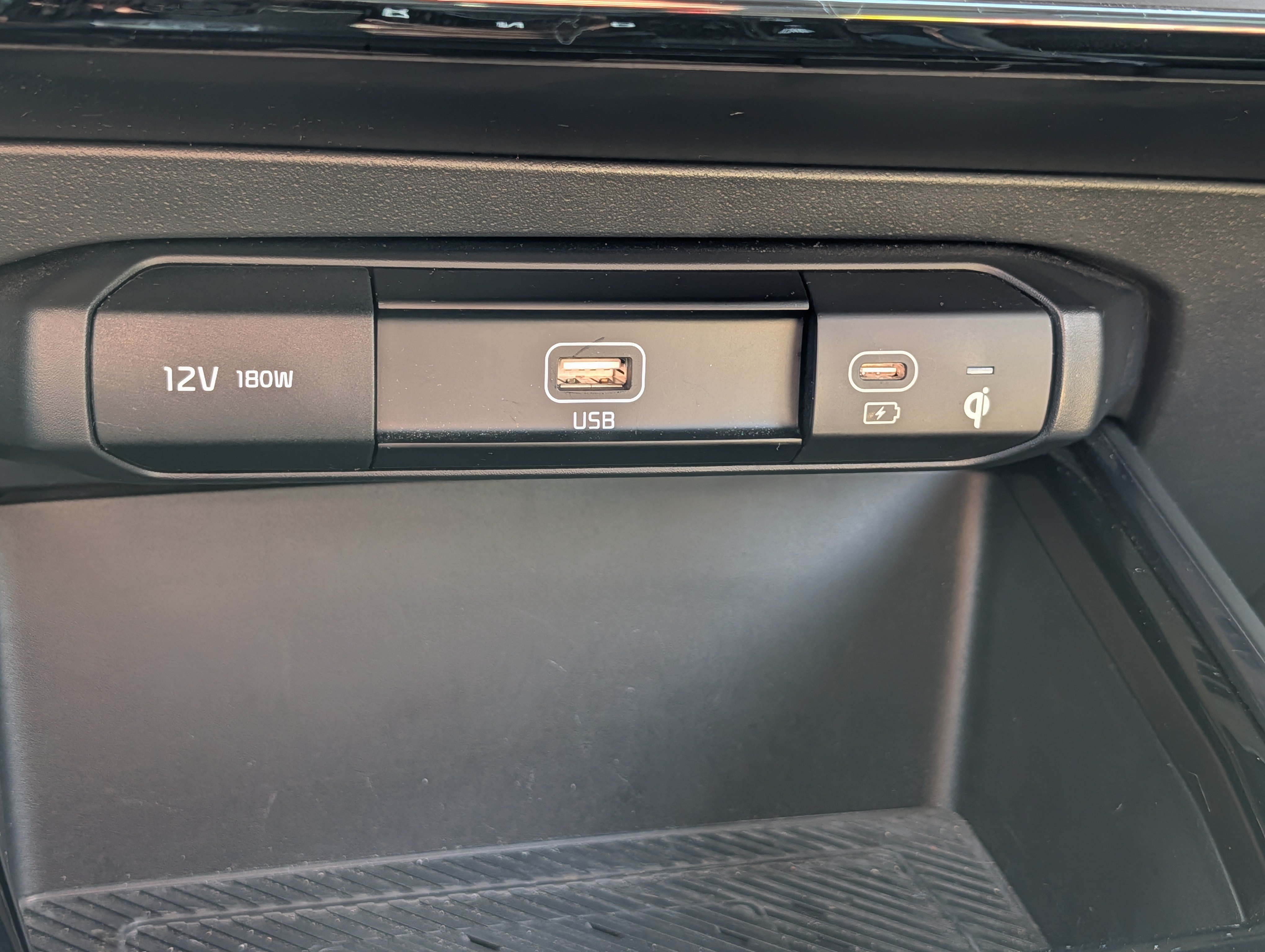 Certified 2024 Kia Niro Wave w/ Wave Preserve Package FWD image 33
