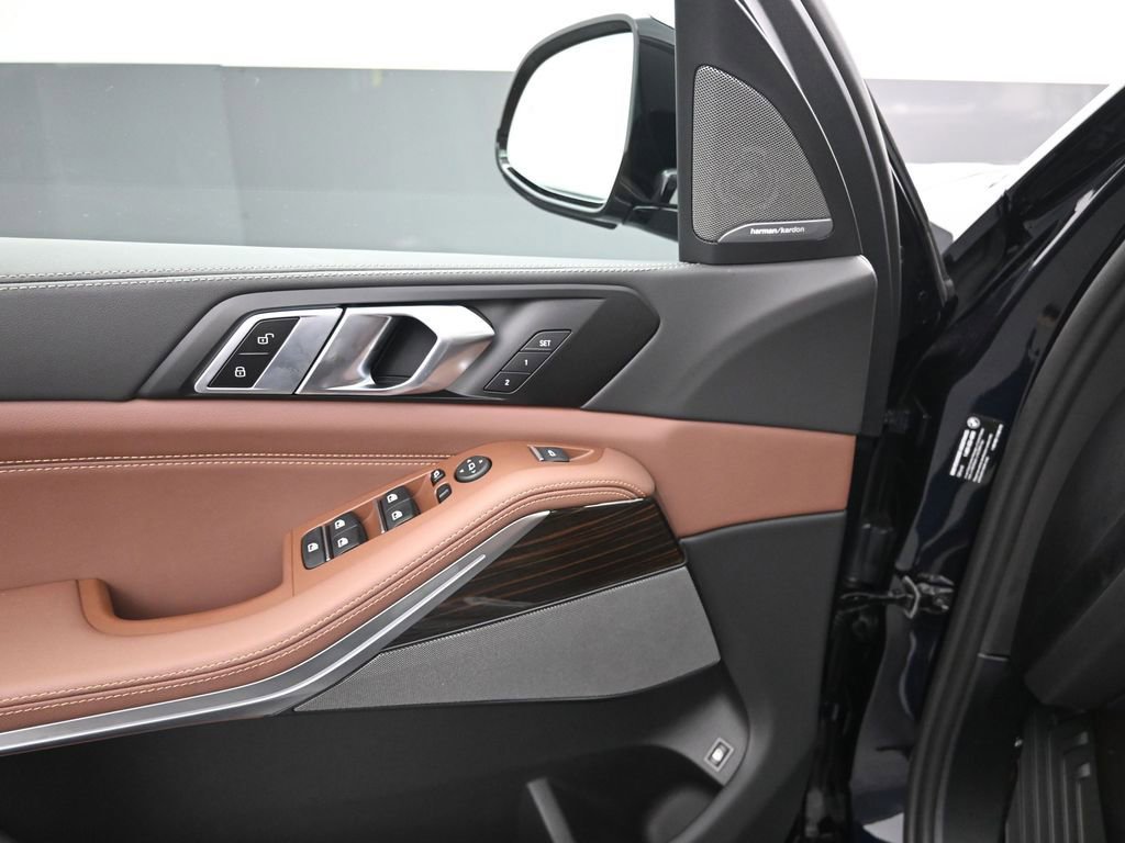 New 2026 BMW X5 xDrive50e AWD/4WD image 14