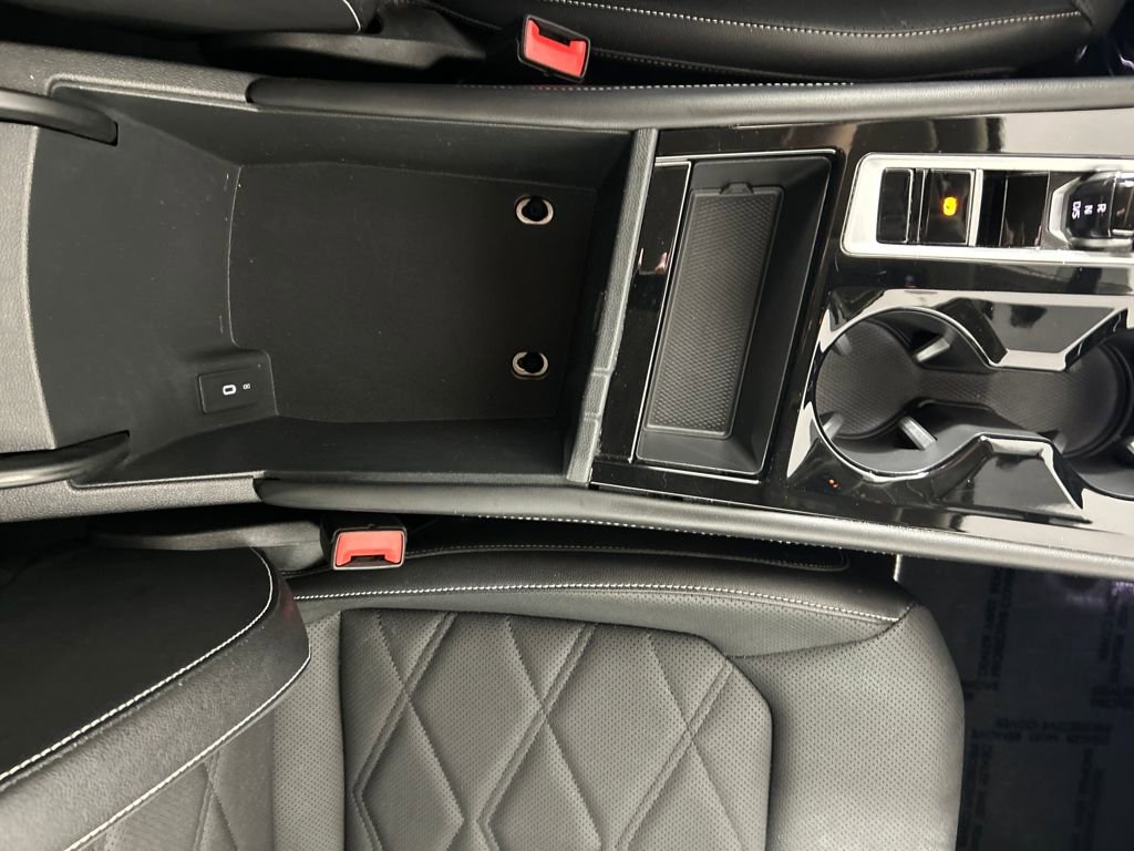 Used 2024 Volkswagen Atlas SE image 13