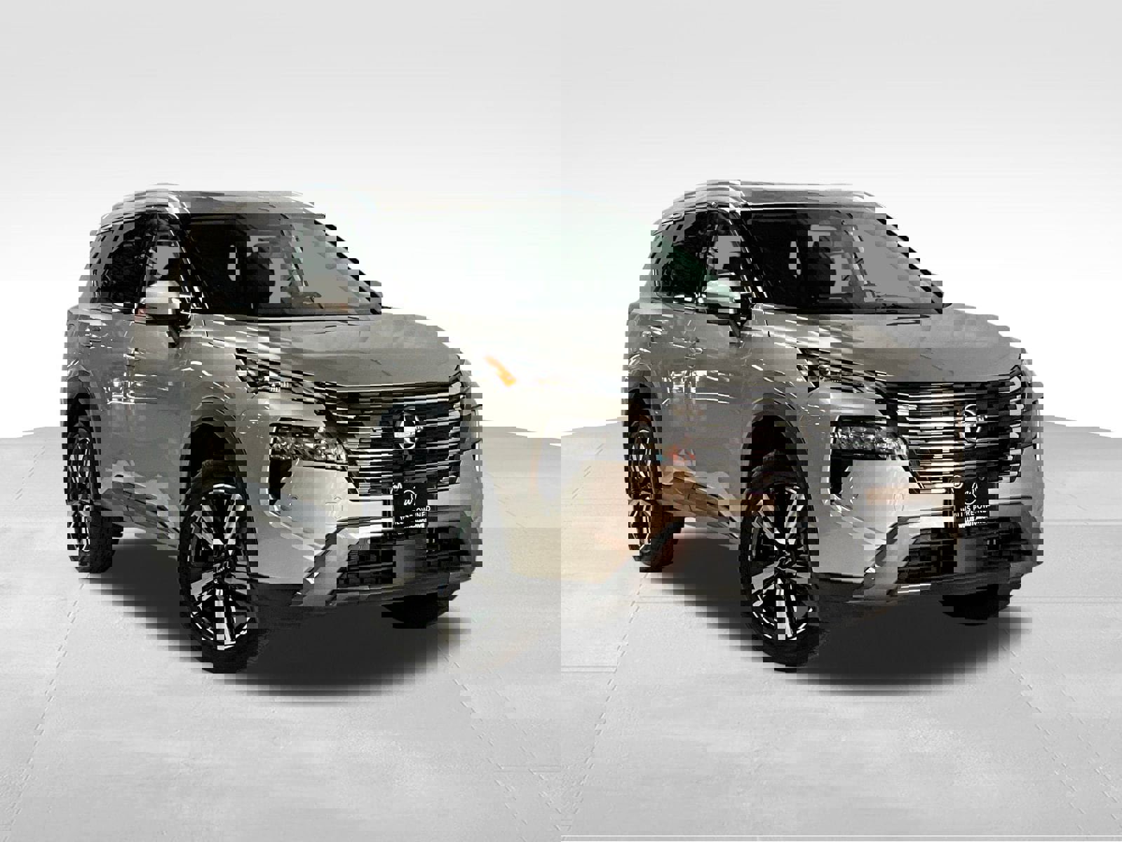 Used 2025 Nissan Rogue SL image 1