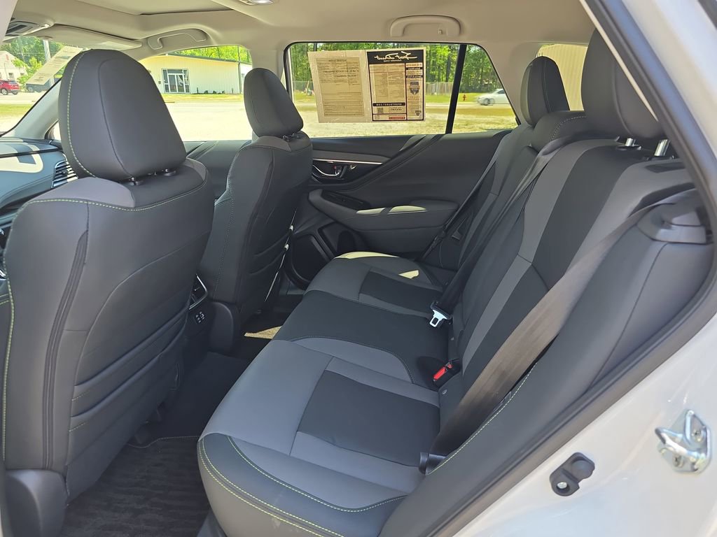 Certified 2025 Subaru Outback Onyx Edition AWD/4WD image 34