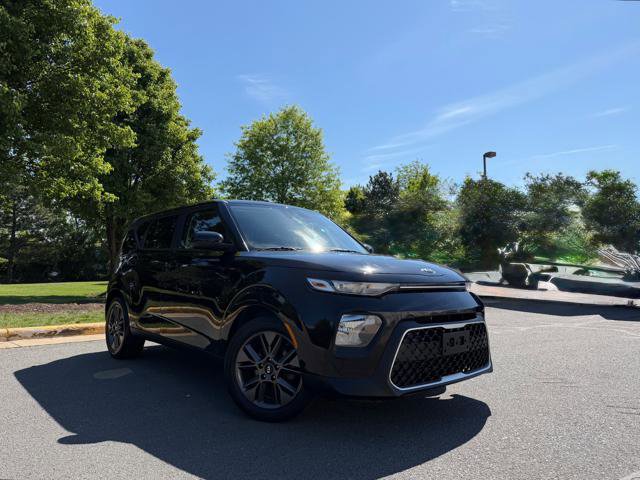 Used 2021 Kia Soul S FWD image 2
