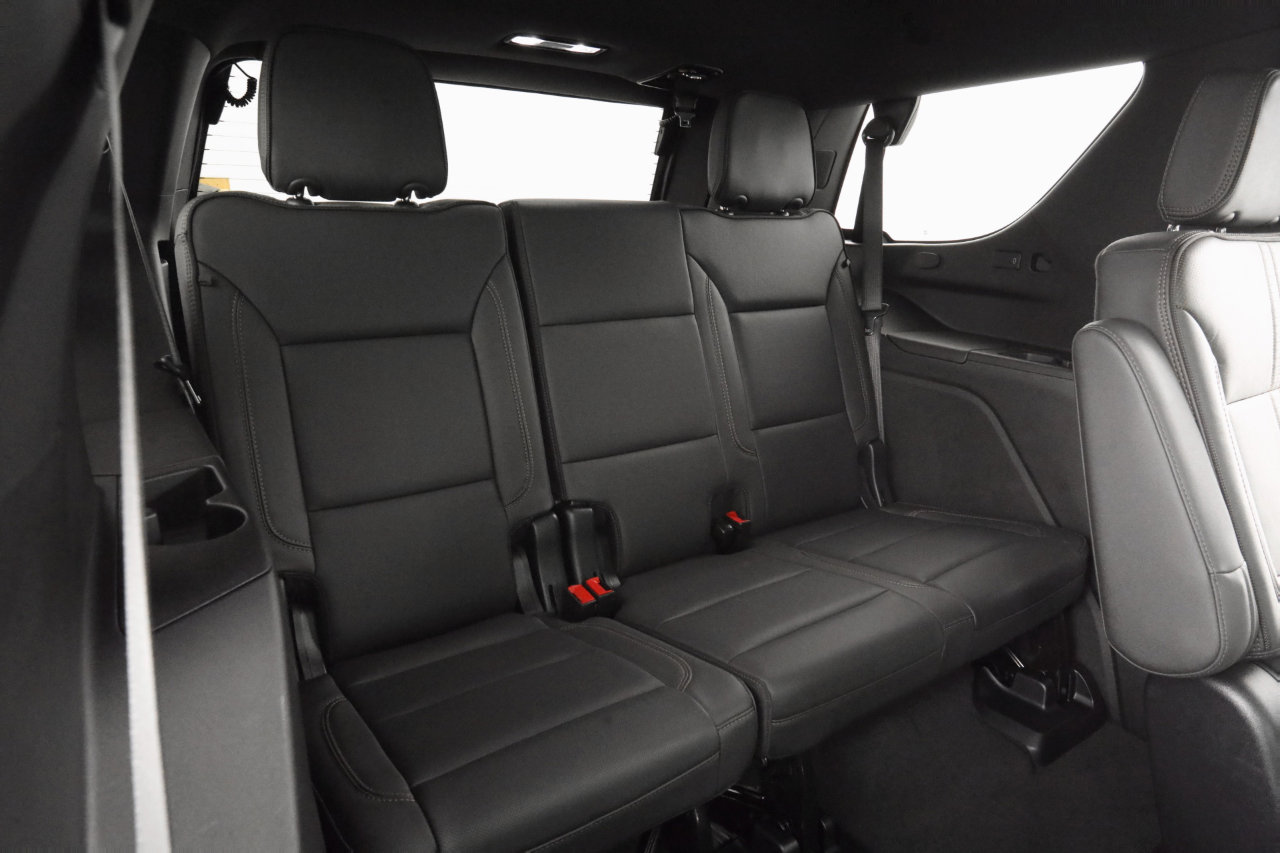 Used 2025 Chevrolet Tahoe High Country image 21