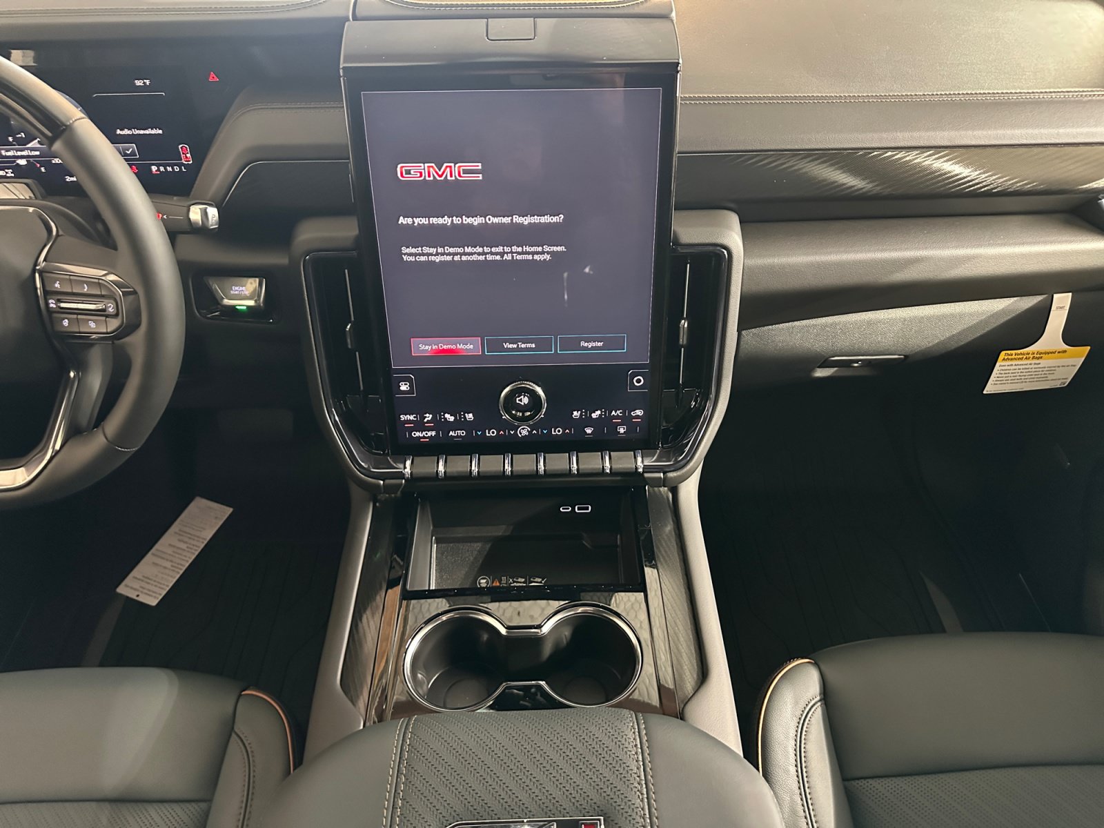 New 2026 GMC Yukon XL AT4 w/ AT4 Premium Plus Package AWD/4WD image 22