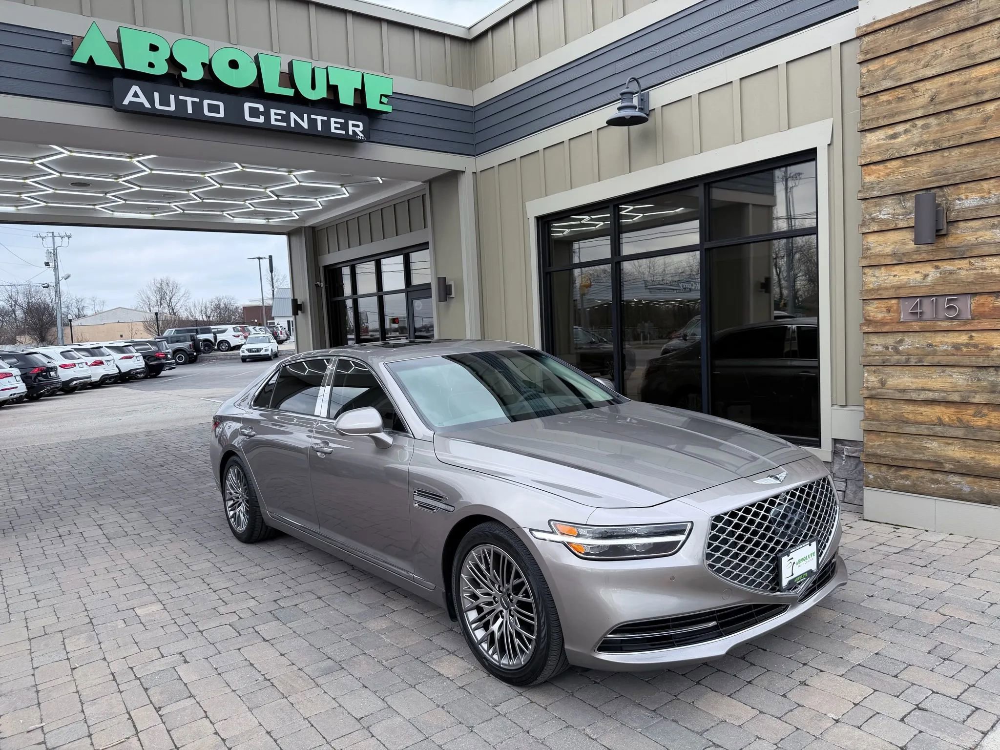 Used 2021 Genesis G90 5.0 Ultimate image 1