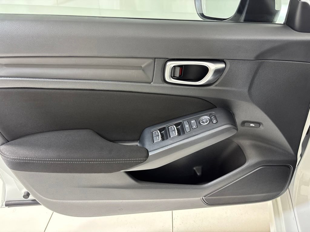 Used 2023 Honda Civic LX image 17