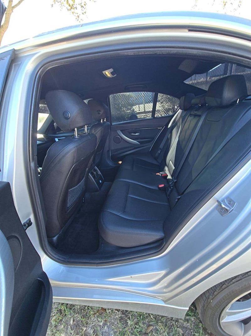 Used 2017 BMW 330i 330i image 8