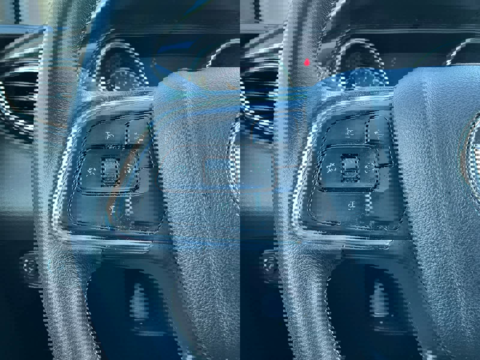 Used 2021 Buick Encore GX Select image 22