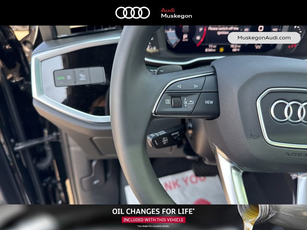 New 2025 Audi Q3 2.0T Premium image 16