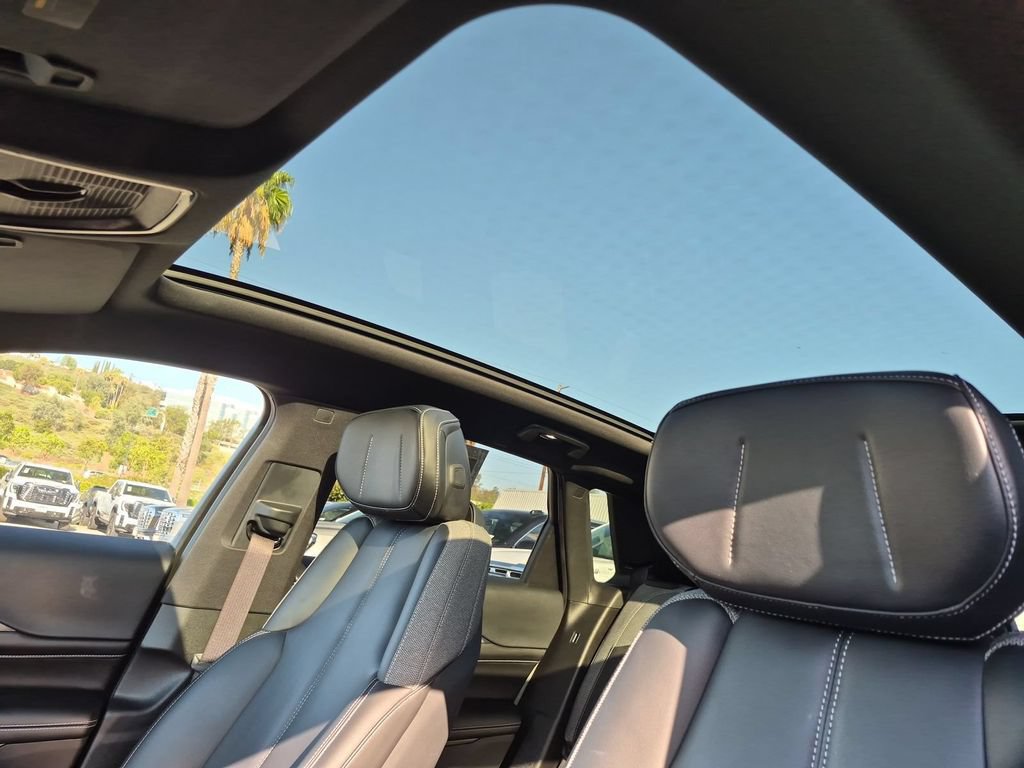 Certified 2024 Cadillac Lyriq Tech AWD/4WD image 11